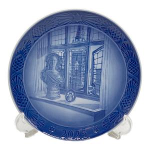 ROYAL COPENHAGEN (ロイヤル・コペンハーゲン) イヤープレート 2025年 “QUEEN JULIANE MARIE” （ジュリアン マリー皇太后）