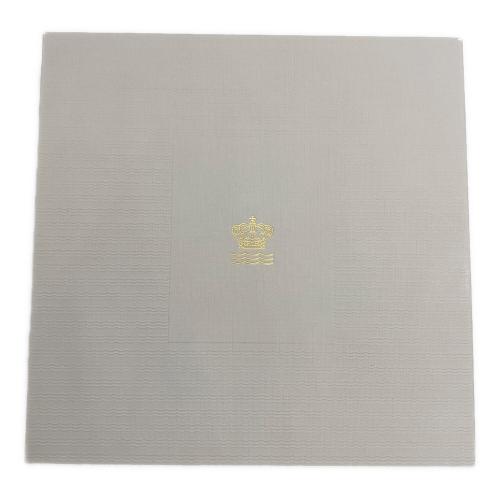 ROYAL COPENHAGEN (ロイヤル・コペンハーゲン) イヤープレート 2025年 “QUEEN JULIANE MARIE” （ジュリアン マリー皇太后）