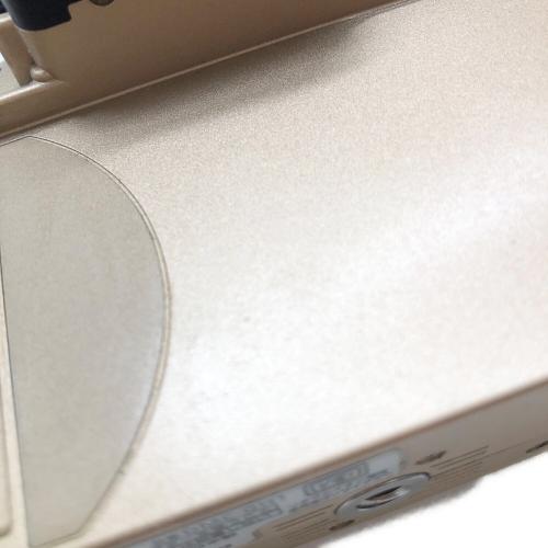 Panasonic (パナソニック) ミラーレス一眼カメラ レンズキット DMC-GH1 1398万画素(総画素) フォーサーズ 4/3型 LiveMOS 専用電池 SDHCカード対応 標準：ISO100～3200 FS9FC002768