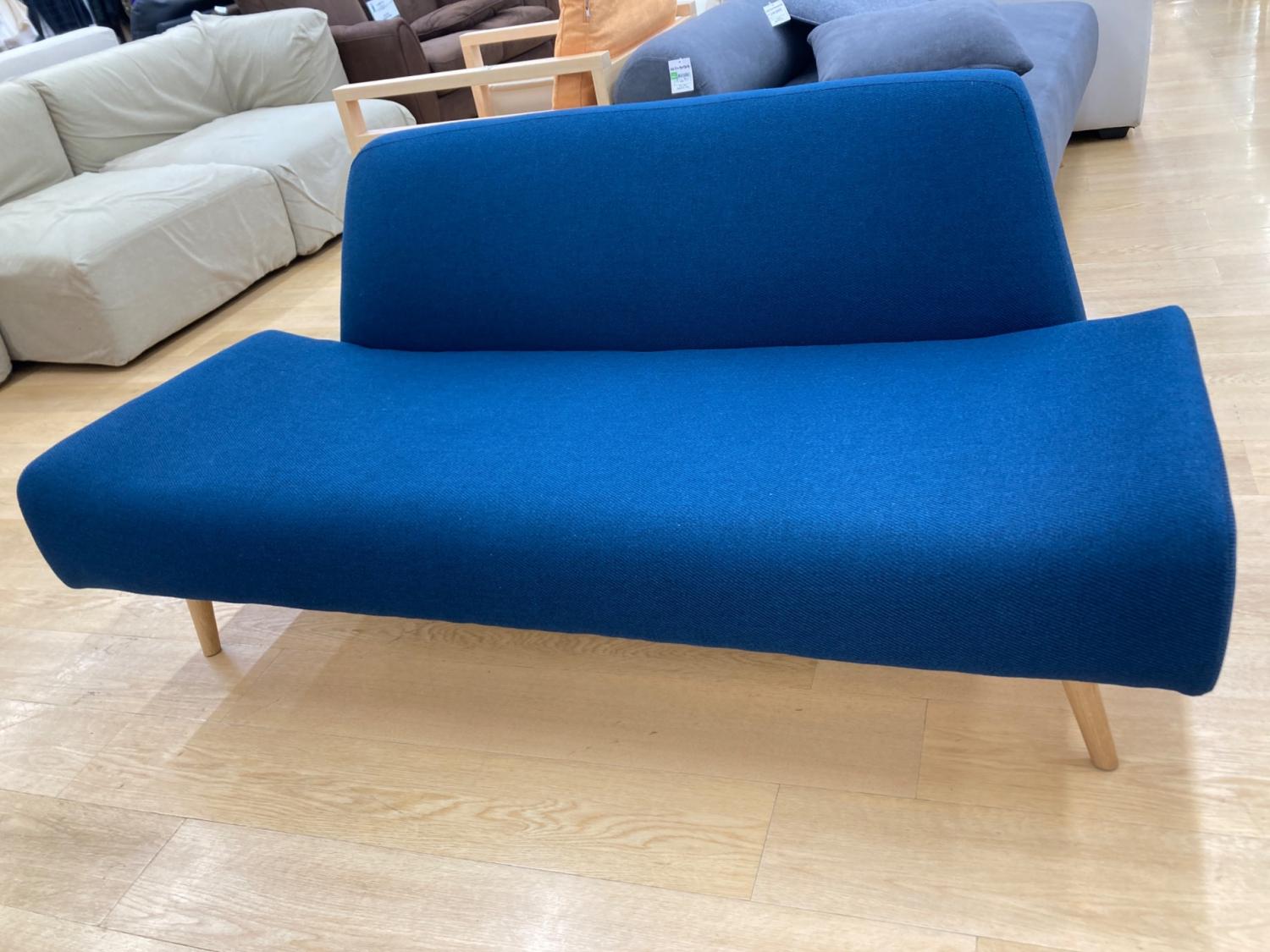 IDEE KAI ネイビー ファブリックソファ ☆KAI SOFA Green｜2人掛け｜IDEE SHOP Online