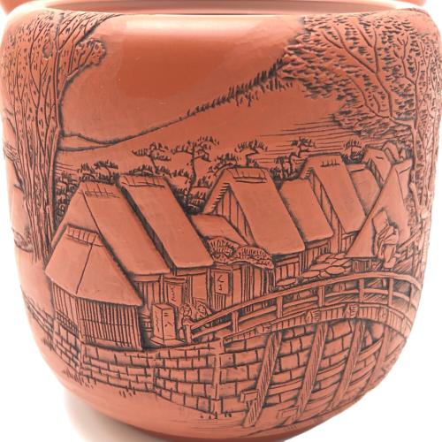 常滑焼 (トコナメヤキ) 朱泥彫込急須 歌川広重【東海道五十三次】「保土ヶ谷」 新町橋 伝統工藝士 吉川雪堂 作