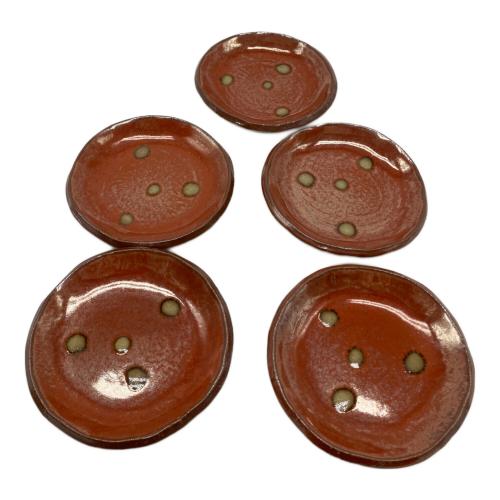 常滑焼 (トコナメヤキ) 朱天目銘々皿揃 久田重義 作