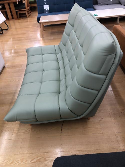 キルティングデザイン2人掛けソファー ライトグリーン