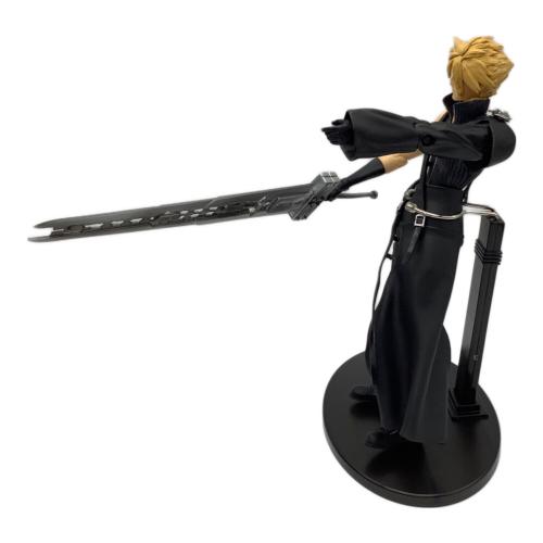 ファイナルファンタジーVII アドベントチルドレン クラウド＆フェンリル フィギュア