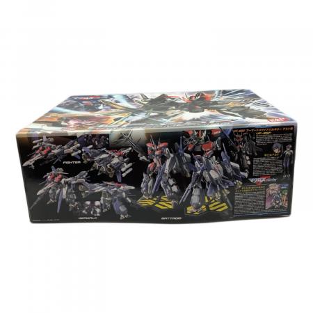 BANDAI (バンダイ) 1/72 VF-25F アーマードメサイアバルキリー アルト