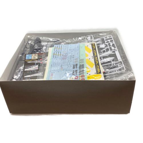 BANDAI (バンダイ) 1/72 VF-25F アーマードメサイアバルキリー アルト機 プラモデル マクロスF