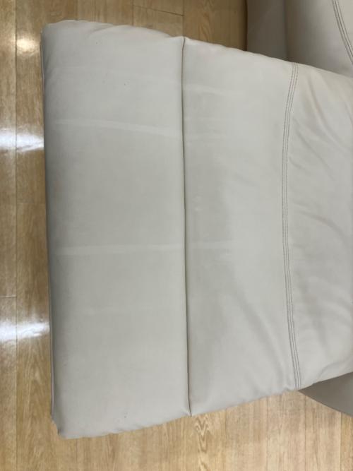 【トレファク府中店】ニトリ　電動リクライニングソファー　アイボリー　ビリーバー2 ニトリの電動リクライニングソファー ビリーバー2 入荷しました