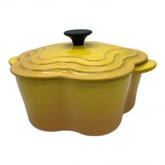 LE CREUSET (ルクルーゼ) 鍋 イエロー ココット・フルール