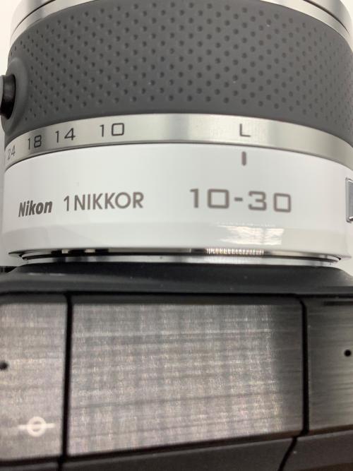 Nikon (ニコン) ミラーレス一眼カメラ S1