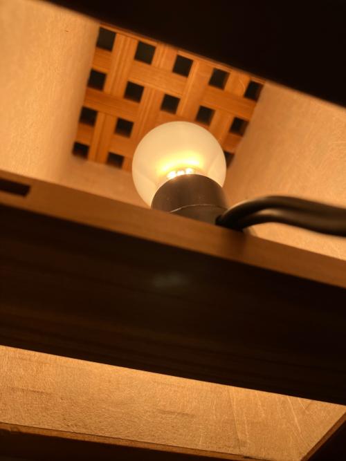 わにくらふと テーブルスタンド 2022年製 飛騨組子「千鳥格子」