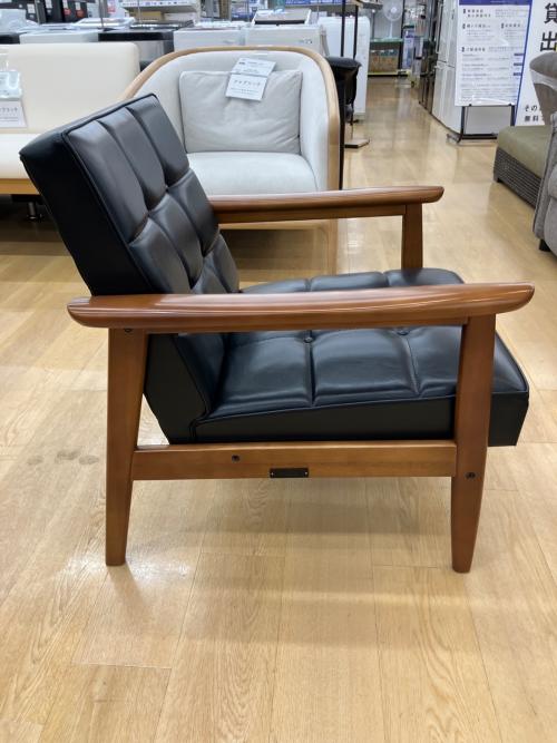 カリモク60 (カリモクロクマル) 1人掛けソファー W36140 スタンダードブラック