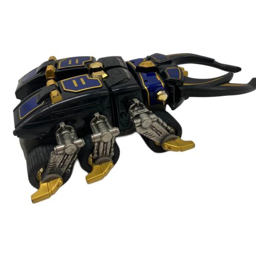 BANDAI (バンダイ) DX超合金 轟雷神 戦隊ヒーロー ネーム跡・ゴウライスタッグの胴体ジョイント部分(轟雷神の脚部)破損有