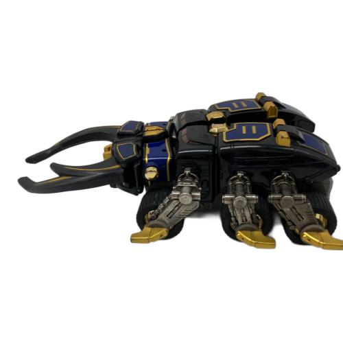 BANDAI (バンダイ) DX超合金 轟雷神 戦隊ヒーロー ネーム跡・ゴウライスタッグの胴体ジョイント部分(轟雷神の脚部)破損有