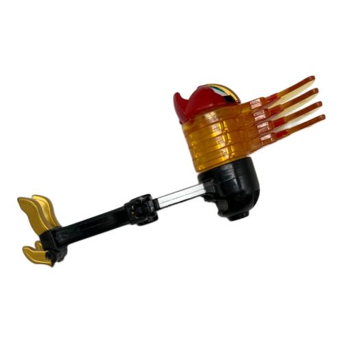 BANDAI (バンダイ) DX超合金 轟雷神 戦隊ヒーロー ネーム跡・ゴウライスタッグの胴体ジョイント部分(轟雷神の脚部)破損有