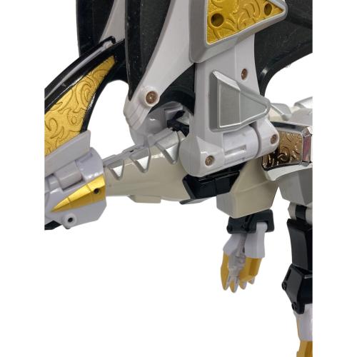BANDAI (バンダイ) DX爆竜合体キラーオー 爆竜戦隊アバレンジャー レトロホビー 電動ギミック動作不可