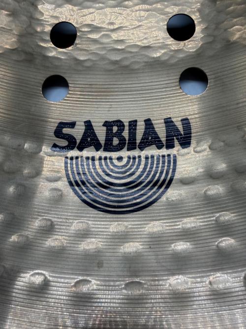 sabina (サビーナ) シンバル Vault Holy China 21”Chad Smith Signature @