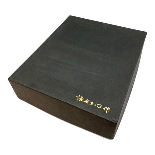 有田焼 (アリタヤキ) ワイングラス 室特別記念菊の御紋付き/彌右衛門作