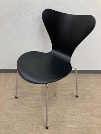 Fritz Hansen (フリッツハンセン) イス 2025年製 ブラック セブンチェア
