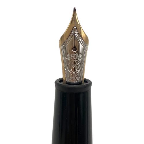 MONTBLANC (モンブラン) マイスターシュテュック 万年筆 ブラック