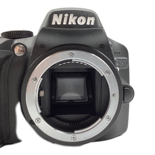 Nikon (ニコン) デジタル一眼レフカメラ D3200 ダブルズームキット 2416万画素 専用電池 SDXCカード対応 2027740
