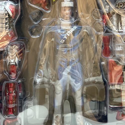 Hot toys (ホットトイズ) フィギュア アイアンマン2 トニー・スターク マーク5スーツアップ版デラックスVer
