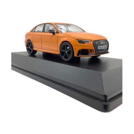 ミニカー AUDI特注 1/43 アウディ RS 3 リムジン｜トレファクONLINE