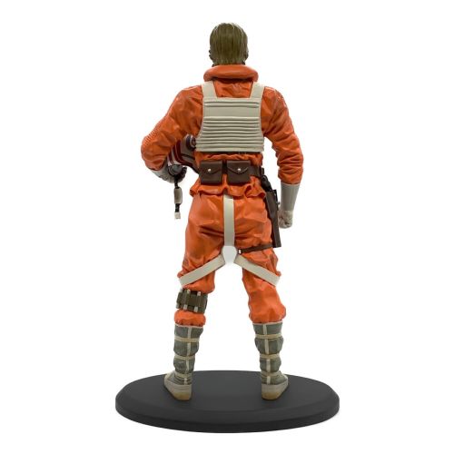 ATTAKUS アートコレクションスタチュー ルーク スカイウォーカー Art Collection Statue Luke Skywalker