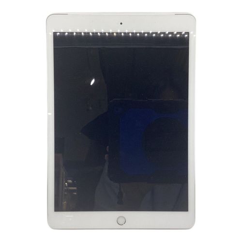 Apple (アップル) iPad(第8世代) MYMJ2J/A au 32GB iOS 程度:Bランク ○ サインアウト確認済 356755111137161