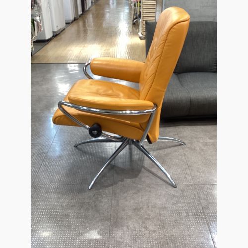 Ekornes (エコーネス) ストレスレスチェア イエロー Metro Low