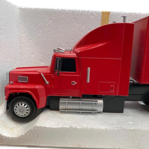 Coca Cola (コカコーラ) ラジコン 1:32 FORD LTL 9000 動作未確認（保証無）
