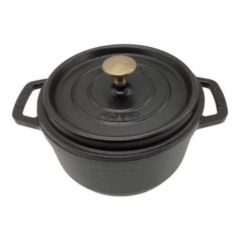 Staub (ストウブ) 鍋 ブラック 18cm