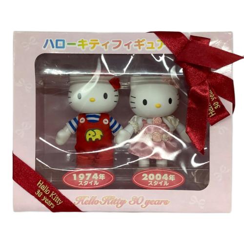 HELLO KITTY (ハローキティ) フィギュア 1974年・2004年 スタイルフィギュアセット