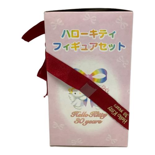 HELLO KITTY (ハローキティ) フィギュア 1974年・2004年 スタイルフィギュアセット