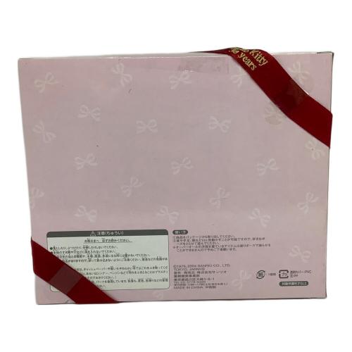 HELLO KITTY (ハローキティ) フィギュア 1974年・2004年 スタイルフィギュアセット