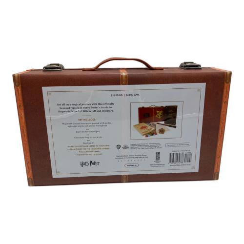 HARRY POTTER (ハリーポッター) Hogwarts Trunk Collectible Set キャラクターグッズ