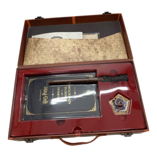 HARRY POTTER (ハリーポッター) Hogwarts Trunk Collectible Set キャラクターグッズ