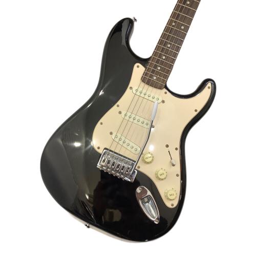 Squier by FENDER (スクワイア) エレキギター ストラトキャスター 動作確認済み ICS12086931