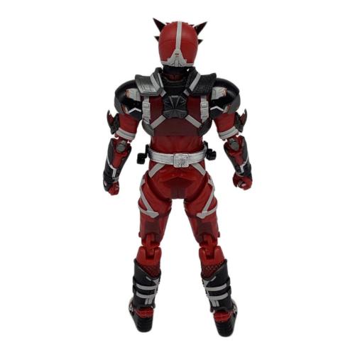 仮面ライダーゼロワン (カメンライダーゼロワン) 仮面ライダー 魂ウェブ商店限定 S.H.Figuarts 仮面ライダー雷