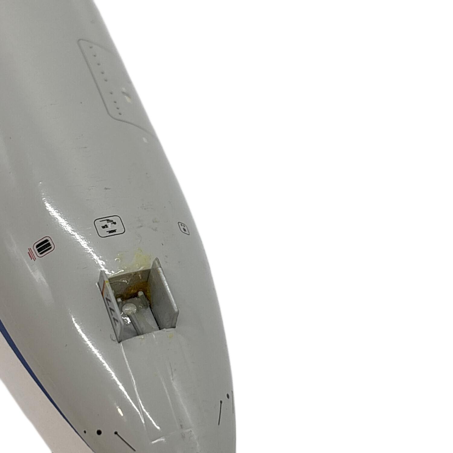 ANA (アナ) 1:200スケール ジェット機 BOEING 777-300ER NH20017