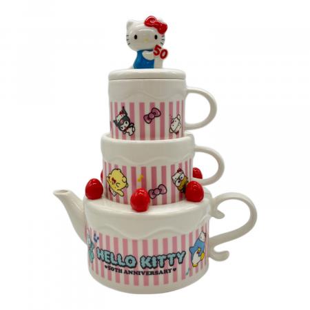 HELLO KITTY (ハローキティ) ケーキ型ティーセット｜トレファクONLINE