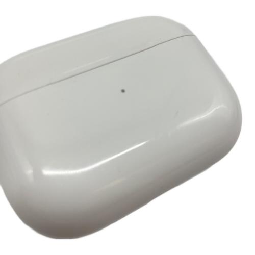 Apple (アップル) AirPods Pro(第2世代) MagSafe充電ケース A2699,A2698,A2700 Lightning 動作確認済み