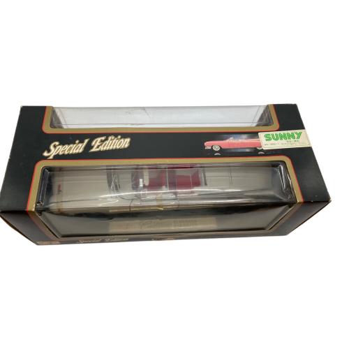 Maisto (マイスト) ミニカー 1/18 キャデラック エルドラド ビアリッツ 1959年モデル