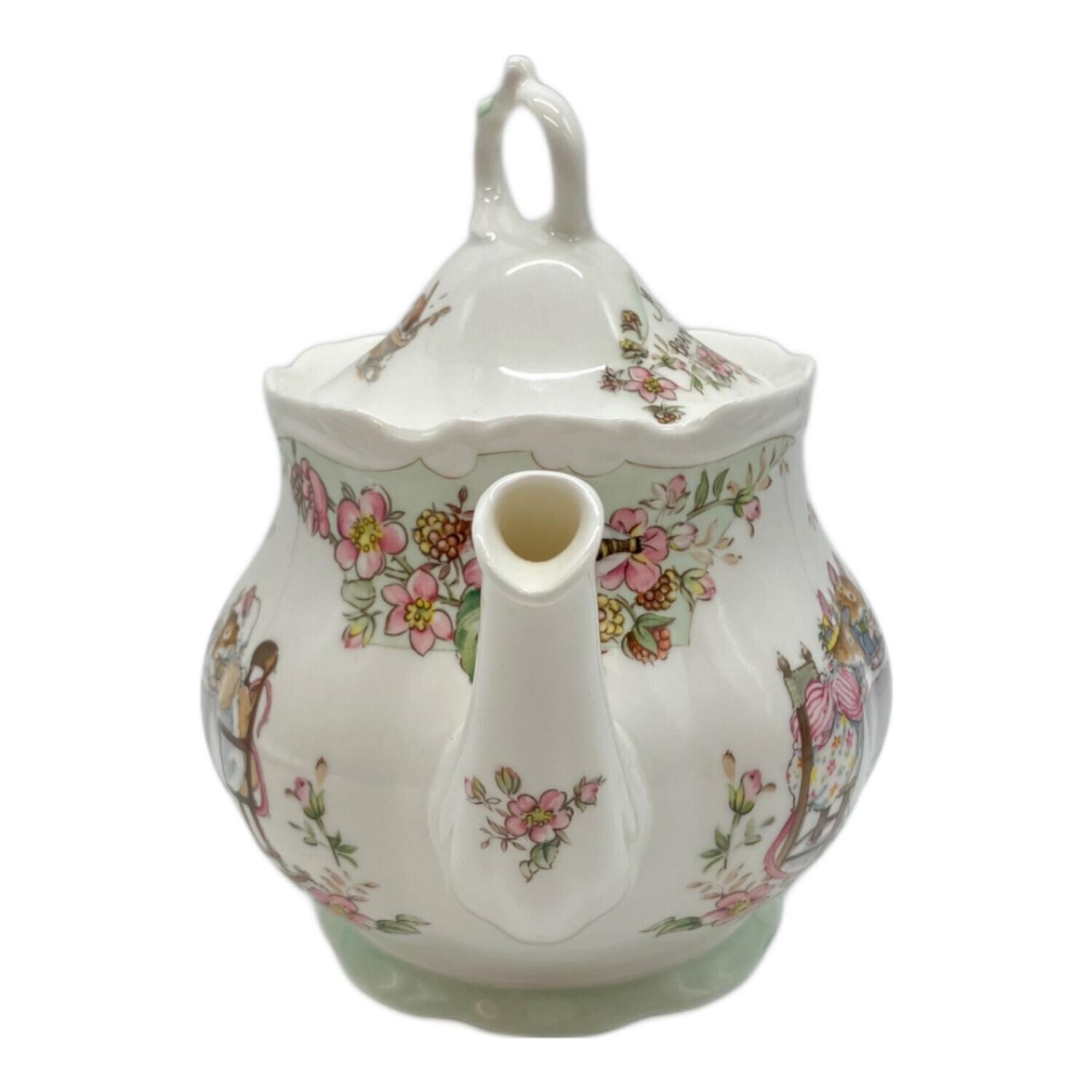 ROYAL DOULTON (ロイヤルドルトン) ティーポット BRAMBLY HEDGE