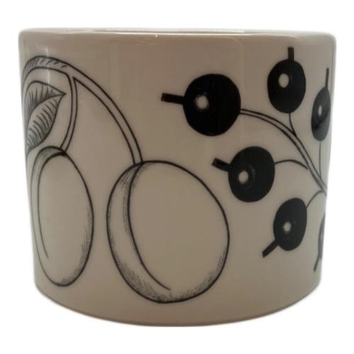 ARABIA (アラビア) カップ&ソーサー ブラックパラティッシ