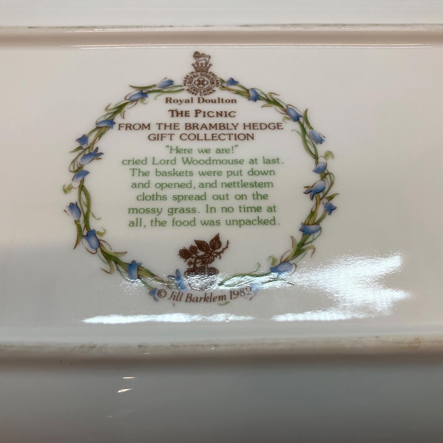 ROYAL DOULTON (ロイヤルドルトン) サンドイッチプレート キズ・ヨゴレ