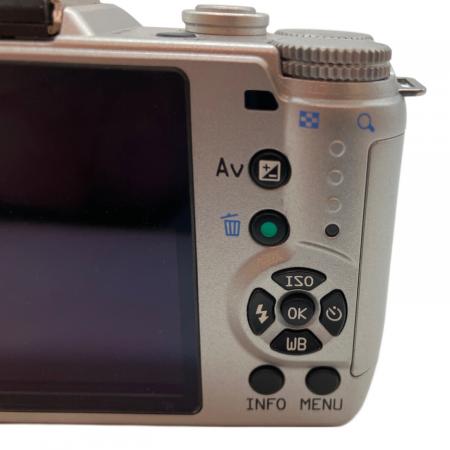 PENTAX (ペンタックス) ミラーレス一眼カメラ ダブルズームキット