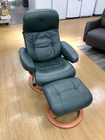 HJELLEGJERDE (イエリアーダ) パーソナルチェア グリーン オットマン付 レザー フィヨルド215