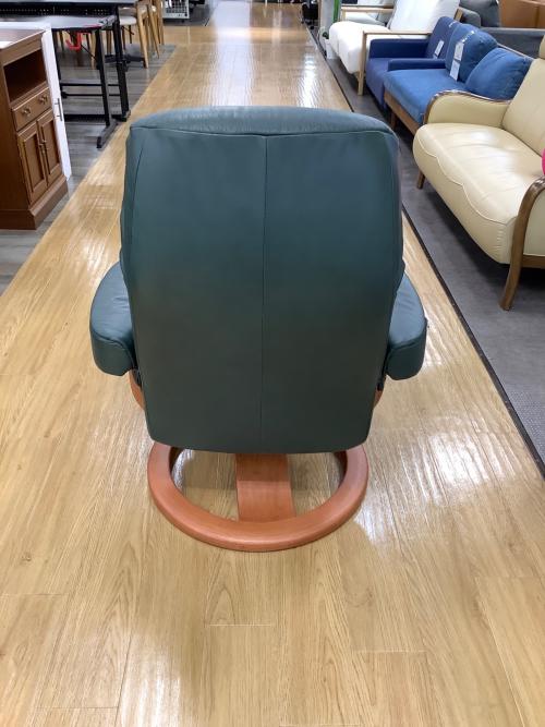HJELLEGJERDE (イエリアーダ) パーソナルチェア グリーン オットマン付 レザー フィヨルド215