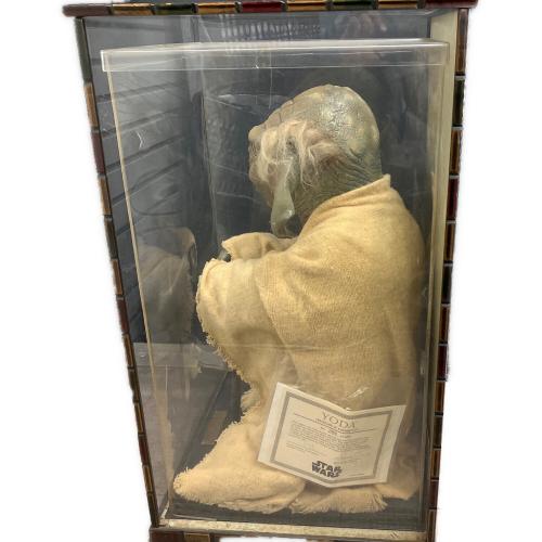 STAR WARS（スターウォーズ） ヨーダ 等身大フィギュア 世界9500体限定 2959/9500 非純正ケース付