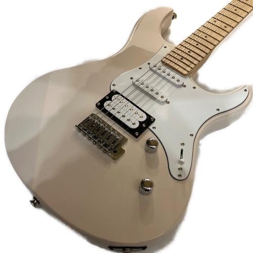 YAMAHA (ヤマハ) PACIFICA エレキギター